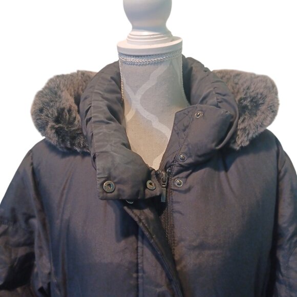 L Utex Down Filled Coat/Parka with hood ( 4939 - Picture 3 of 11